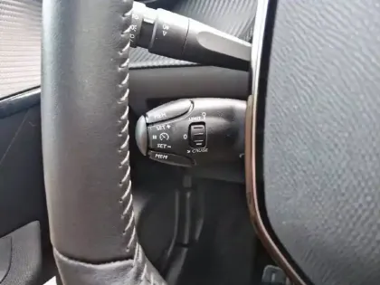 Photo 18 Peugeot 208  Electrique 50 kWh 136ch