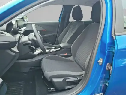 Photo 10 Peugeot 208  Electrique 50 kWh 136ch