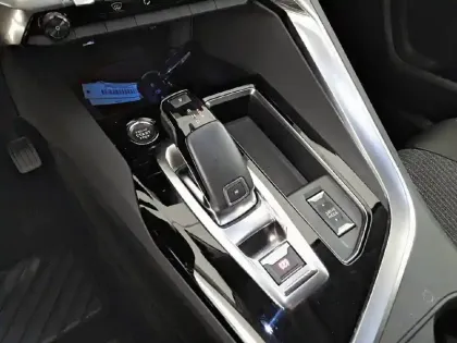 Photo 13 Peugeot 3008  BlueHDi 130ch S&S EAT8