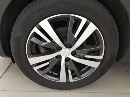 Photo 12 Peugeot 3008  BlueHDi 130ch S&S EAT8