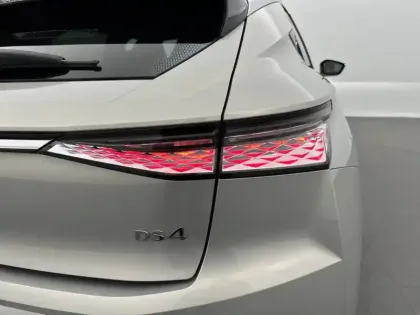 Photo 16 DS DS 4  BlueHDi 130 EAT8