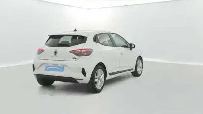 Photo 5 Renault Clio  E-Tech full hybrid 145 ch GSR2