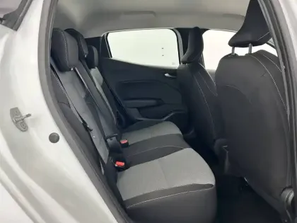 Photo 15 Renault Clio  E-Tech full hybrid 145 ch GSR2