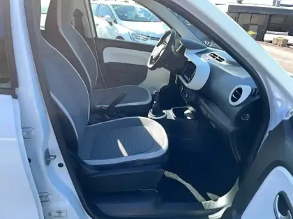 Photo 57 Renault Twingo  III SCe 65 - 21