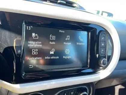 Photo 33 Renault Twingo Gén. III (C07) Ph2 Zen 5