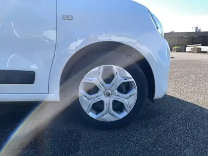 Photo 20 Renault Twingo  III SCe 65 - 21