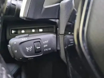 Photo 48 Peugeot 3008 Gén. II Ph2 Allure Pack 5