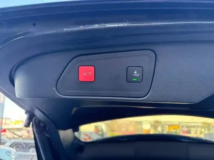 Photo 14 Peugeot 3008  Hybrid 225 e-EAT8