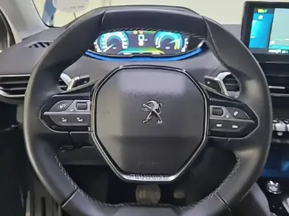 Photo 29 Peugeot 3008 Gén. II Ph2 Allure Pack 5