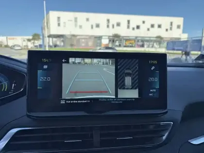 Photo 17 Peugeot 3008  Hybrid 225 e-EAT8