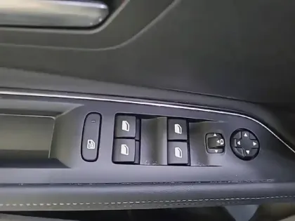 Photo 52 Peugeot 3008 Gén. II Ph2 Allure Pack 5