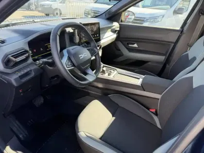 Photo 5 Dacia Bigster  Hybrid 155