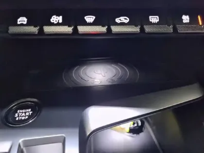 Photo 119 Peugeot 308  PHEV 225 e-EAT8