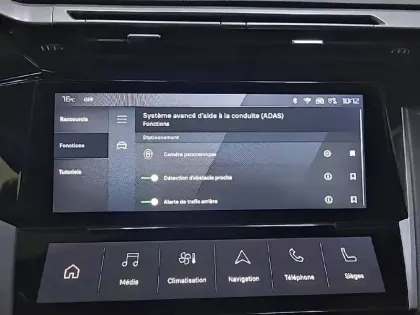 Photo 80 Peugeot 308  PHEV 225 e-EAT8