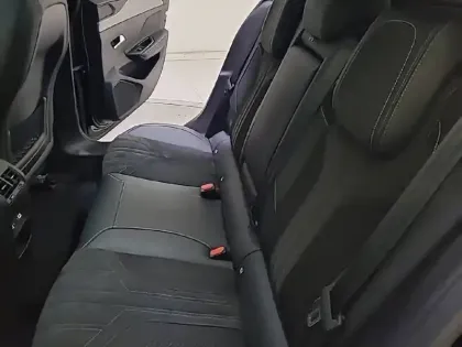 Photo 71 Peugeot 308  PHEV 225 e-EAT8