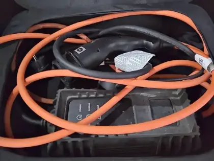 Photo 127 Peugeot 308  PHEV 225 e-EAT8