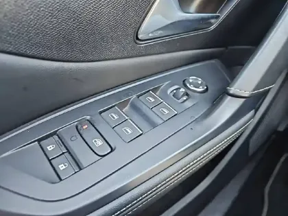 Photo 14 Peugeot 308  PHEV 225 e-EAT8