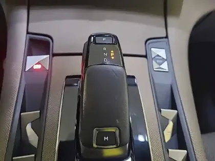 Photo 12 DS DS 7 DS7 Crossback BlueHDi 130 EAT8