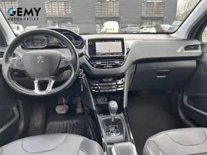 Photo 7 Peugeot 2008  PureTech 110ch S&S EAT6