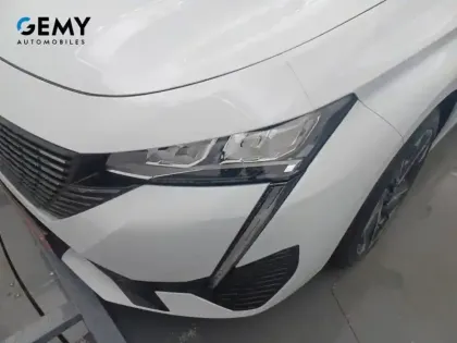 Photo 15 Peugeot 308  Hybrid 145 e-DCS6