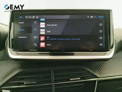 Photo 14 Peugeot 2008  Hybrid 136 e-DCS6