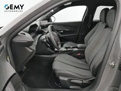 Photo 8 Peugeot 2008  Hybrid 136 e-DCS6