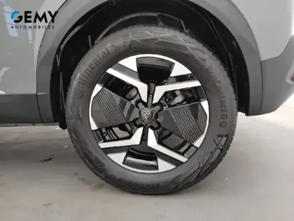 Photo 10 Peugeot 2008  Hybrid 136 e-DCS6