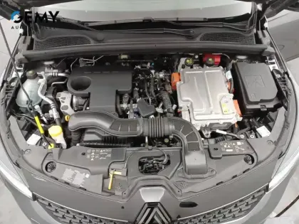 Photo 76 Renault Clio  E-Tech full hybrid 145 ch GSR2