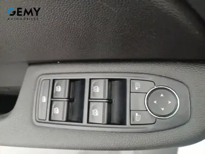 Photo 11 Renault Clio  TCe 90