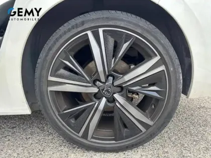 Photo 10 Peugeot 308  BlueHDi 130ch S&S EAT8