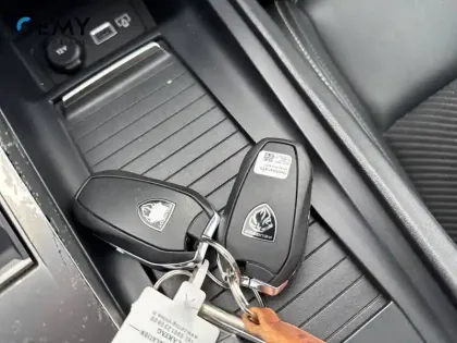 Photo 14 Peugeot 308  BlueHDi 130ch S&S EAT8