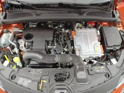 Photo 78 Renault Clio  E-Tech full hybrid 145 ch GSR2