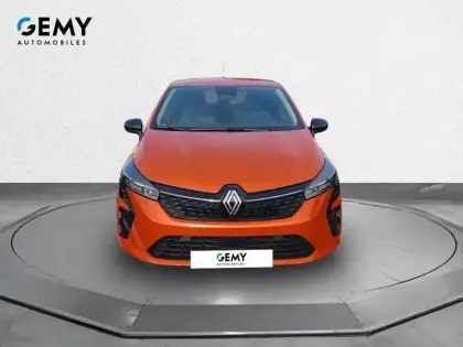 Photo 15 Renault Clio  E-Tech full hybrid 145 ch GSR2