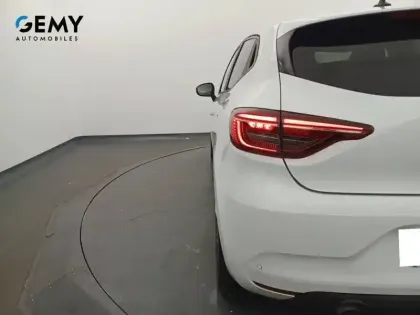 Photo 38 Renault Clio Gén. V (BJA) Ph2 Evolution 5