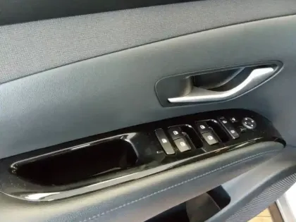 Photo 87 Hyundai Tucson  1.6 T-GDI 230 Hybrid BVA6