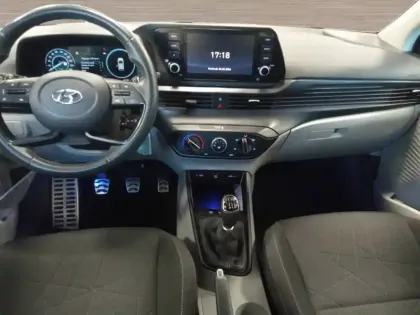 Photo 218 Hyundai Bayon  1.0 T-GDi 100 Hybrid 48V