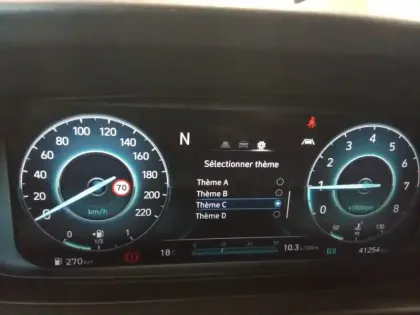 Photo 173 Hyundai Bayon  1.0 T-GDi 100 Hybrid 48V
