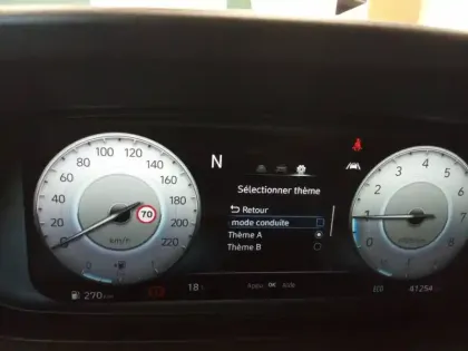 Photo 43 Hyundai Bayon  1.0 T-GDi 100 Hybrid 48V