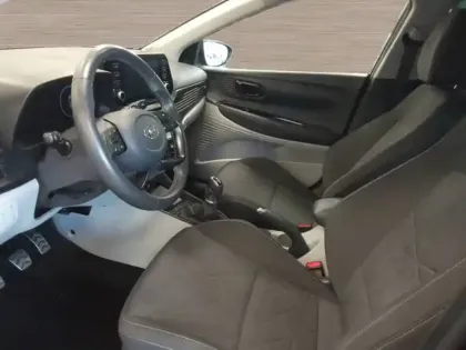Photo 232 Hyundai Bayon  1.0 T-GDi 100 Hybrid 48V