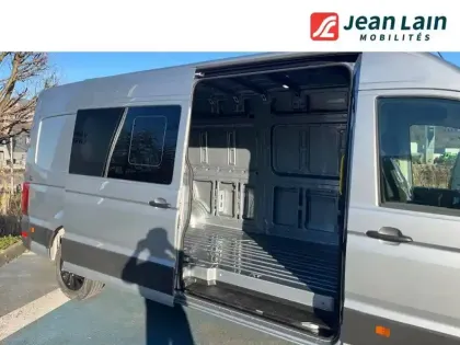 Photo 44 Volkswagen Crafter  VAN 35 L4H3 2.0 TDI 177 CH BVA8 4MOTION