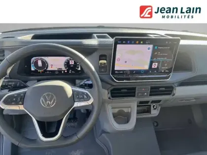 Photo 20 Volkswagen Crafter  VAN 35 L4H3 2.0 TDI 177 CH BVA8 4MOTION