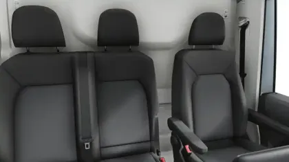 Photo 9 Volkswagen Crafter  VAN 35 L4H3 2.0 TDI 177 CH BVA8 4MOTION