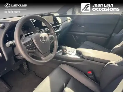 Photo 10 Lexus UX  300h 2WD