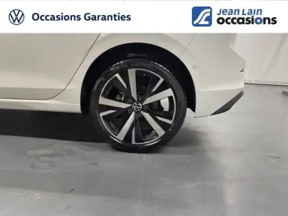 Photo 11 Volkswagen Golf  1.5 eHybrid 204 DSG6