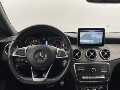 Photo 123 Mercedes CLA  200 d 7-G DCT