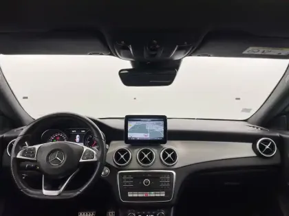 Photo 132 Mercedes CLA  200 d 7-G DCT