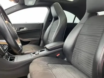 Photo 82 Mercedes CLA  200 d 7-G DCT