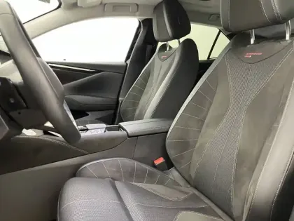 Photo 13 DS DS 4  Hybride E-Tense 225 EAT8