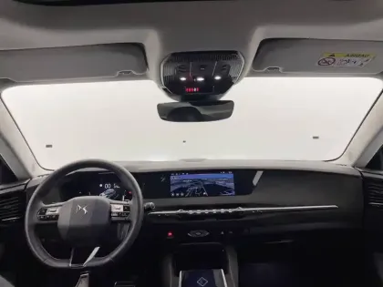 Photo 28 DS DS 4  Hybride E-Tense 225 EAT8