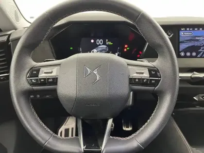 Photo 21 DS DS 4  Hybride E-Tense 225 EAT8